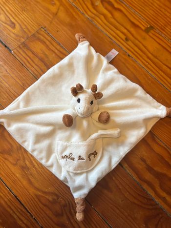 Doudou Sophie la girafe