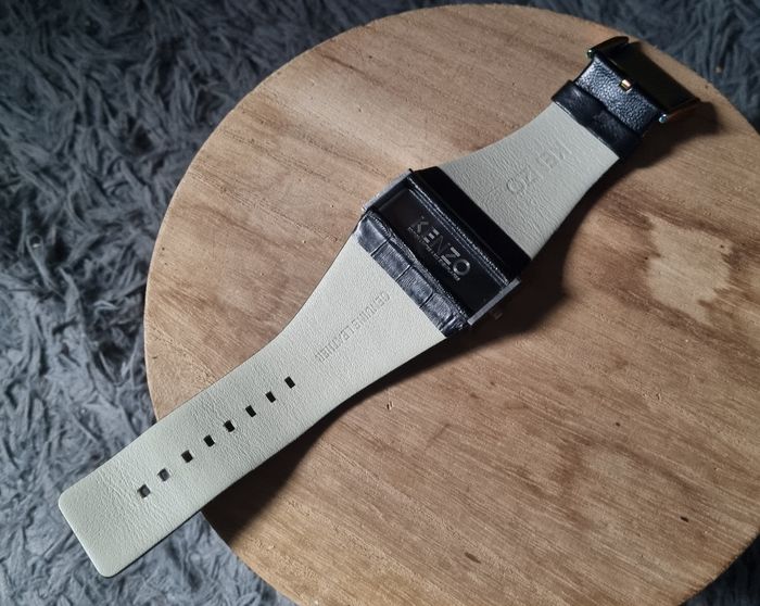 Montre Kenzo triple cadrans cuir - photo numéro 2