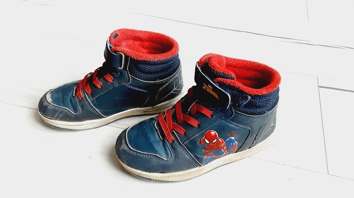 Chaussures garçon baskets scratchs montantes Spiderman pointure 30 - photo numéro 2