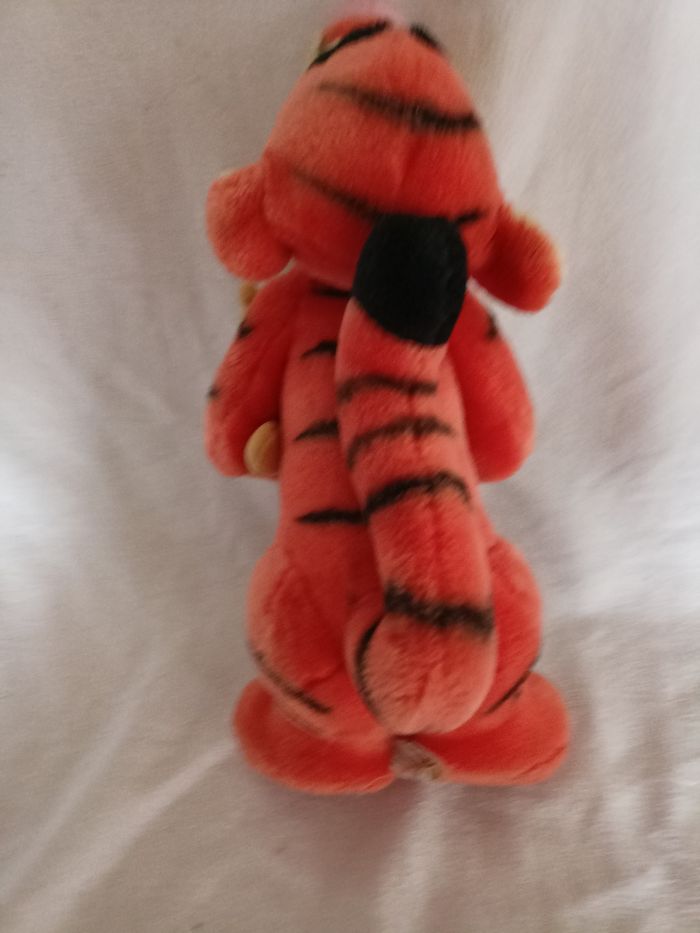 Tigrou et Winnie Disneyland Paris 40 cm - photo numéro 3