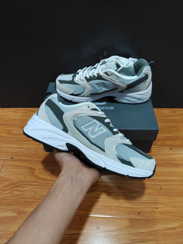 New Balance 530
Grey Matter Harbor Grey Taille 41.5 - photo numéro 5