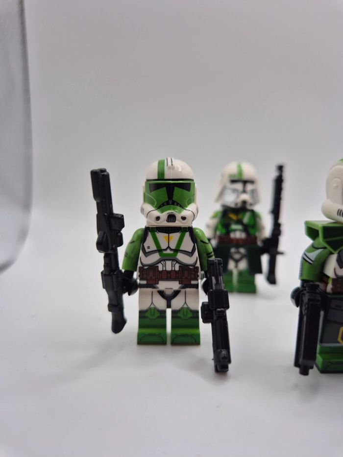 Figurines type lego Escouade de 8 clones Doom troopers star wars - photo numéro 4