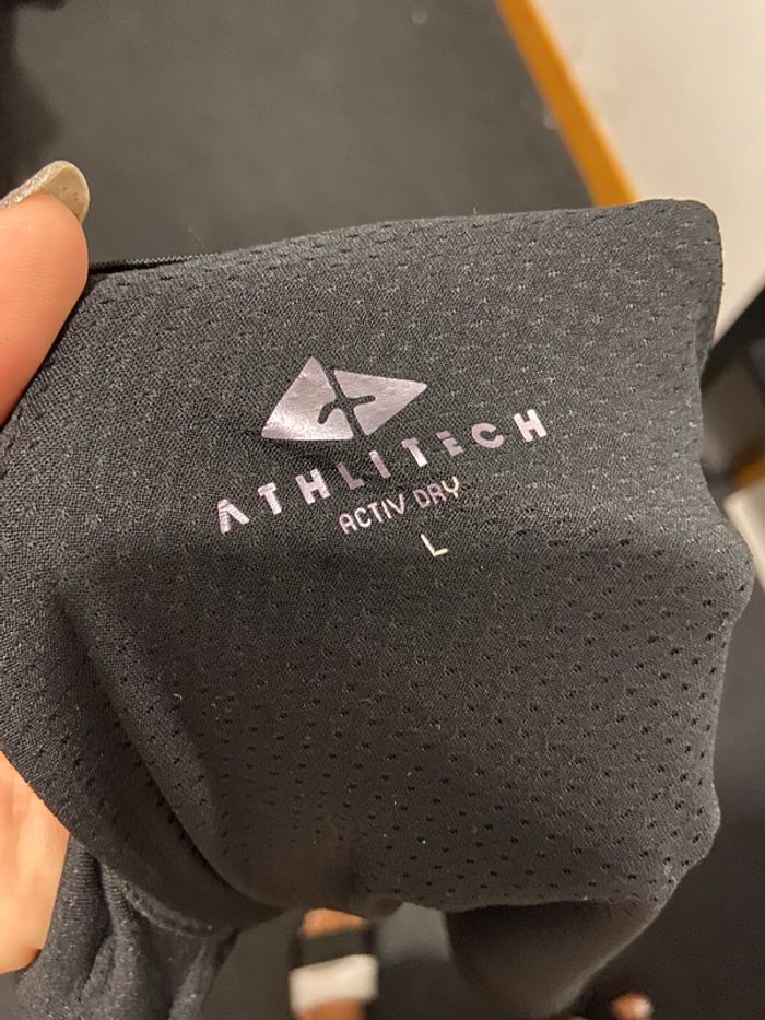 Top de sport - photo numéro 3