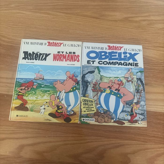 # lot 2 bd Astérix