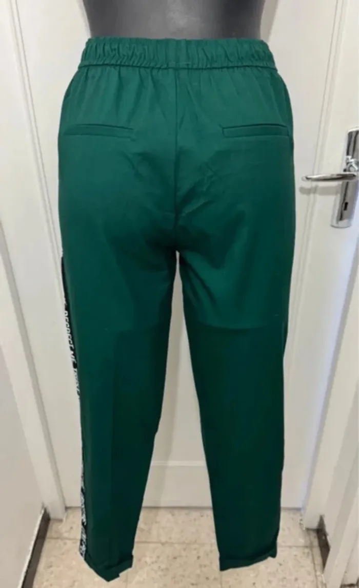 Pantalon femme bershka neuf - photo numéro 4