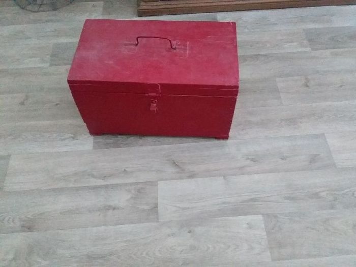 Caisse avec les outils