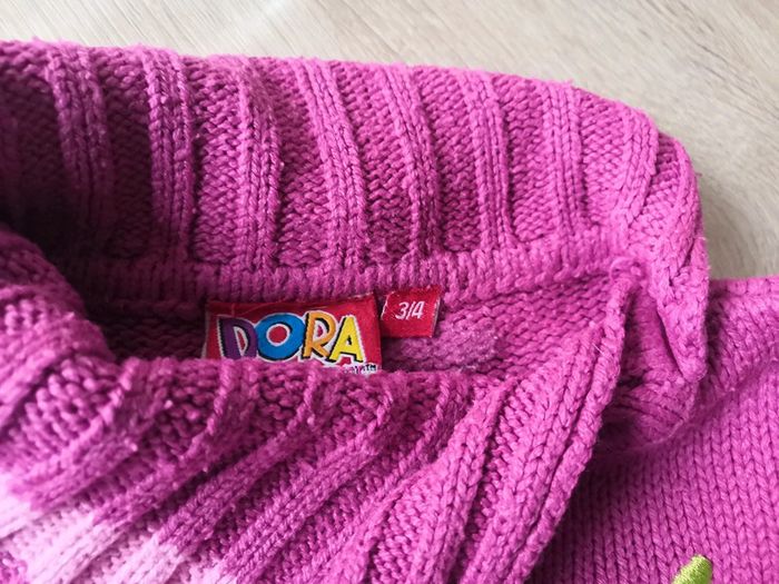 Pull dora - photo numéro 2