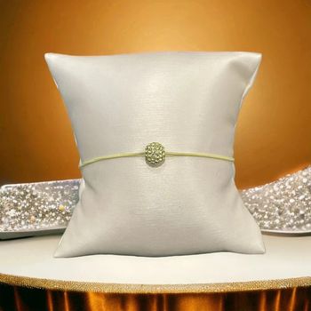 Magnifique bracelet perlé jaune