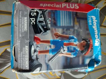 Mécanicien playmobil