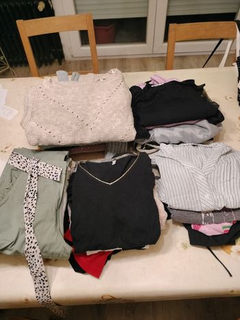 Lot de 27 pièces taille 36 femme