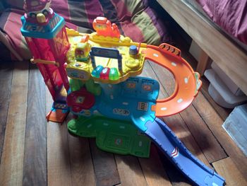 maxi garage et camion tut tut mobile