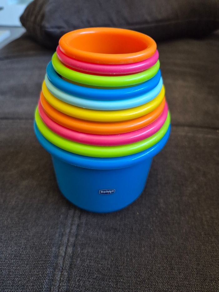 Tasse à empiler