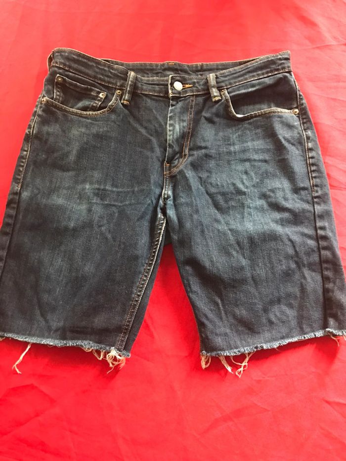 Short en jeans Levis (levi’Strauss) model 511 W33 (42-44 taille française) - photo numéro 2