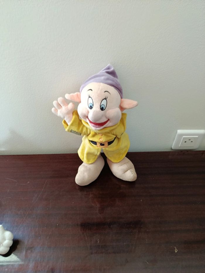 Nain de blanche neige Disneyland - photo numéro 3