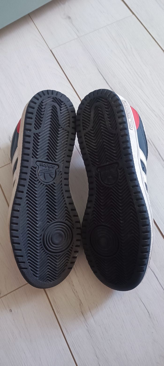 👟 Chaussures/Baskets Adidas Top ten 40 👟 - photo numéro 2