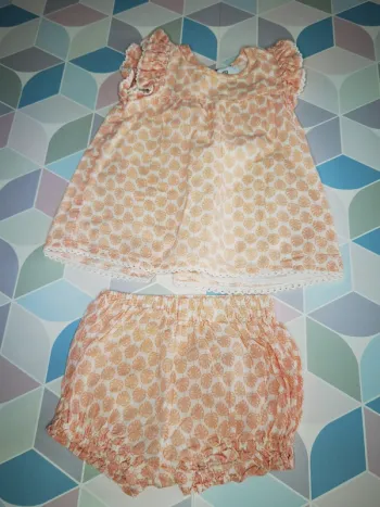 D3397 - ensemble fille 3 mois