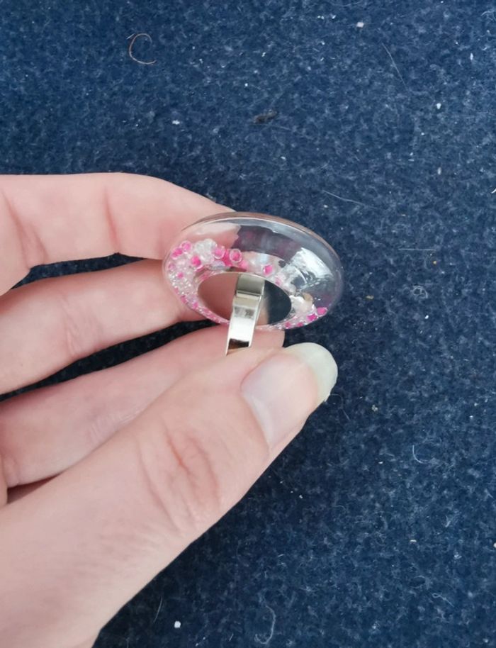 Bague en verre ronde style pylônes - photo numéro 3