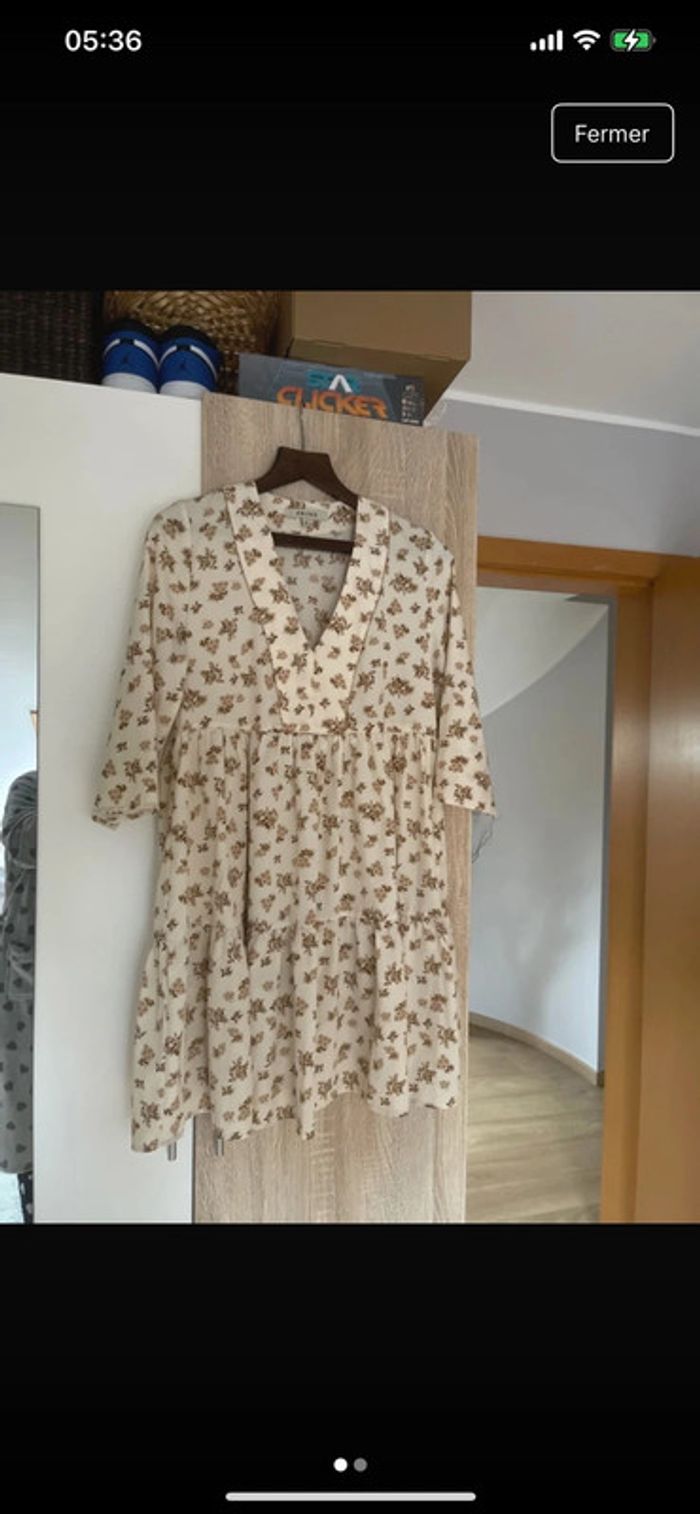 Robe M