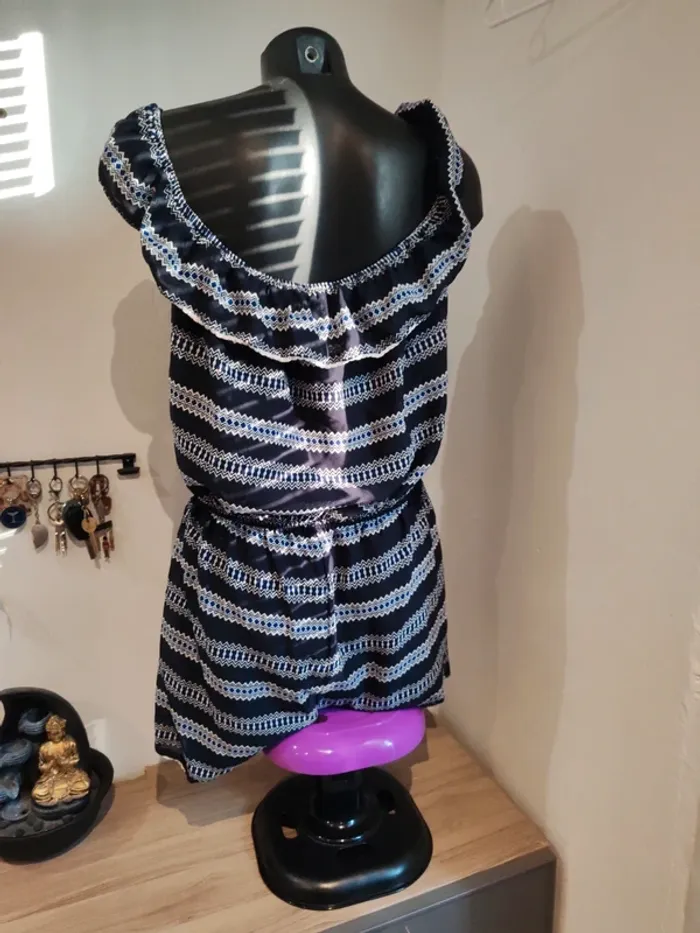 Combi short atmosphere taille 42 épaules dénudées - photo numéro 4