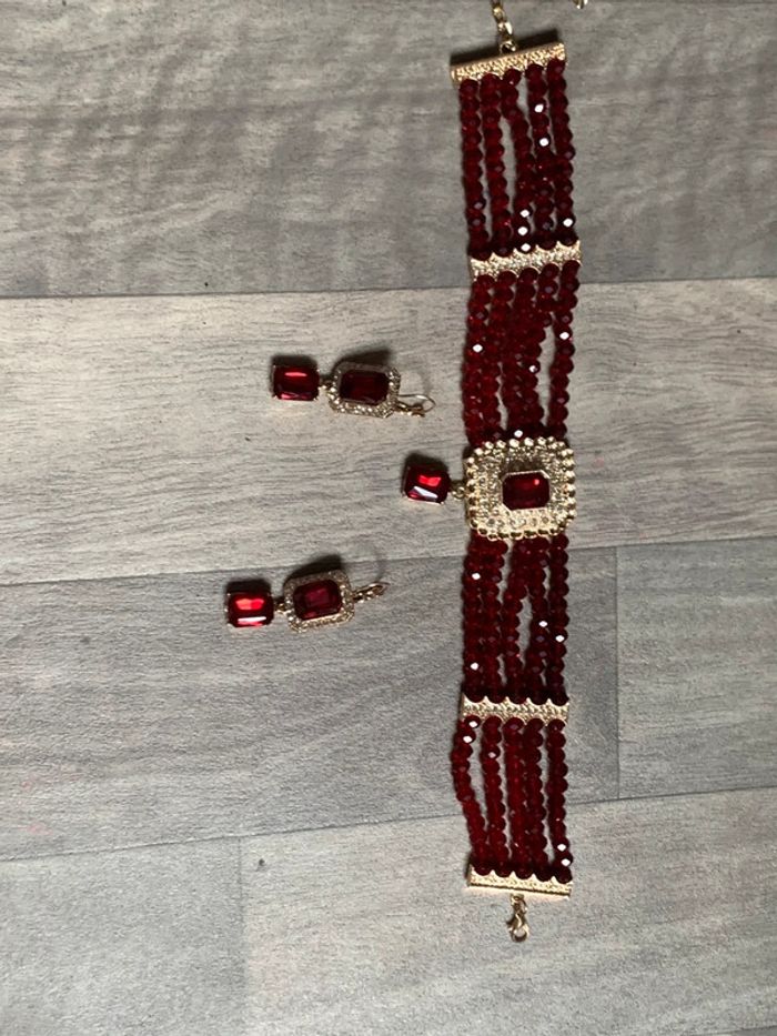 Collier Ras de cou en perle de cristal rouge - photo numéro 2