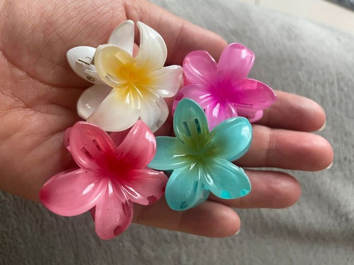4 pinces de fleur de tiare - photo numéro 5