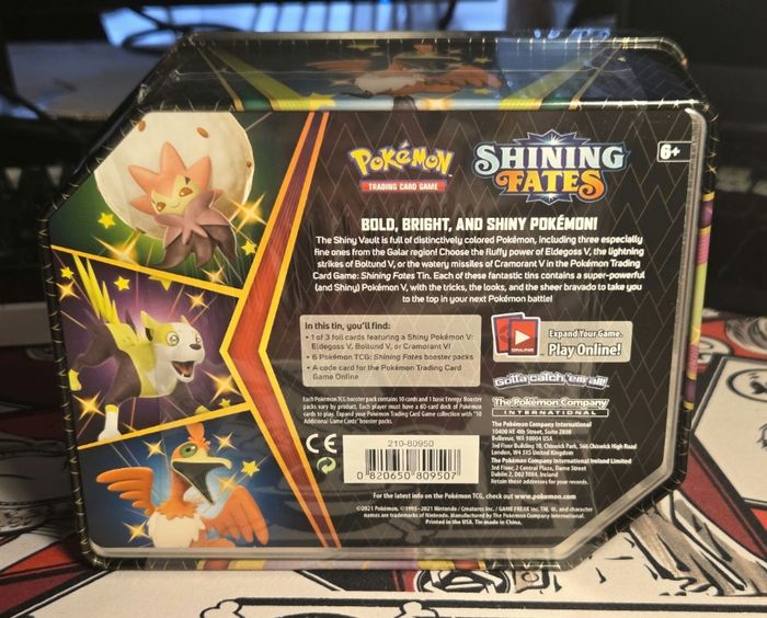 Tin Box Carte Pokémon Shining Fates - photo numéro 2