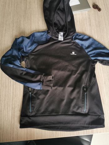 Sweat à capuche Domyos garçon taille 8 ans