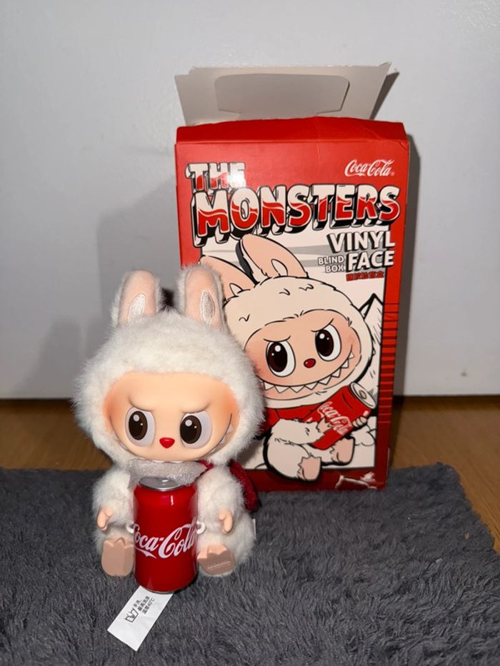 Figurine Pop Mart The monsters Labubu Coca cola