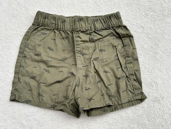 Short vert kaki 18 mois kiabi