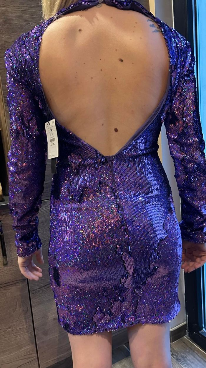 Robe neuve avec étiquette - photo numéro 2