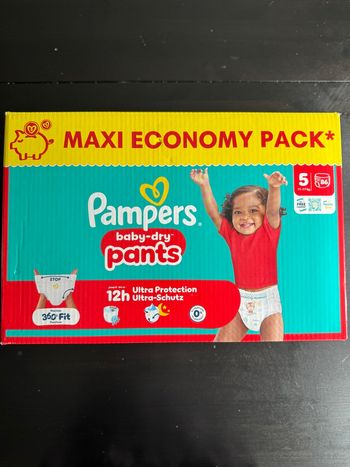 86 couches Pampers pants taille 5