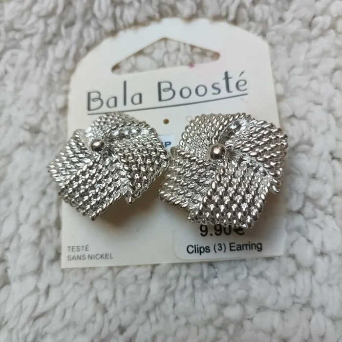 Boucles d'oreilles fantaisie à clip🦋 - photo numéro 2