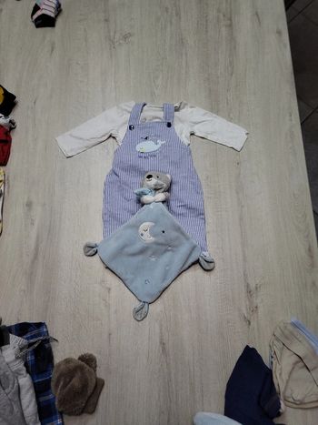 3nsemble salopette 1mois