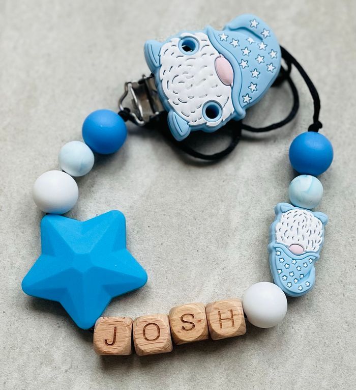 Attache tétine personnalisée