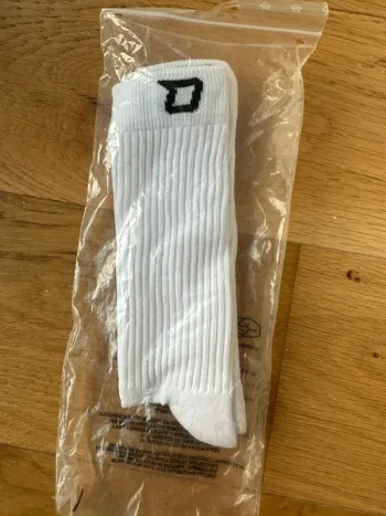 Chaussettes blanches neuf taille 42-44