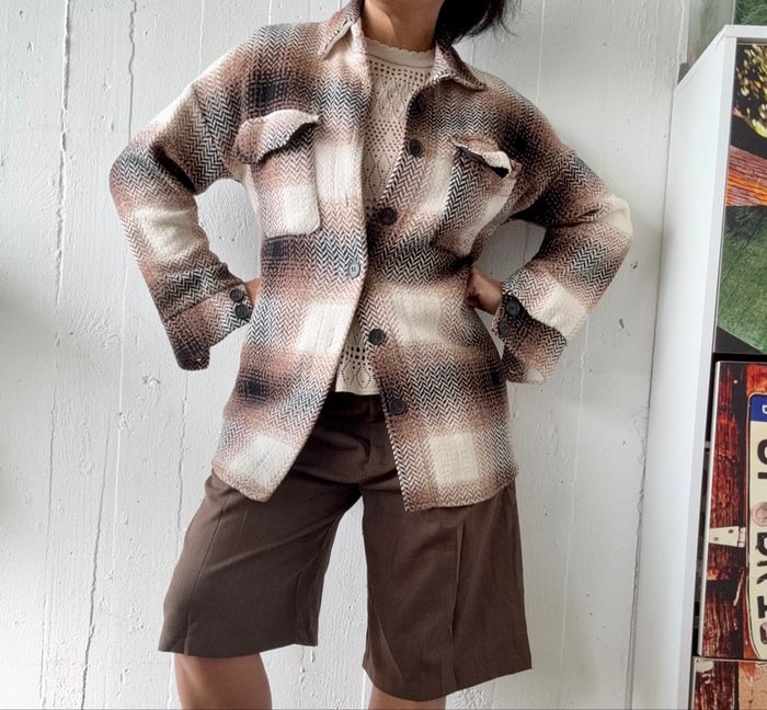Veste chemise carreaux  Taille universelle ok pour un S ou M Deux poches à rabats poitrine - photo numéro 8