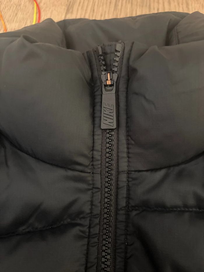 Doudoune sans manche Nike taille S - photo numéro 4