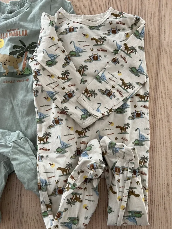 Lot de deux pyjamas jurassic world - photo numéro 2