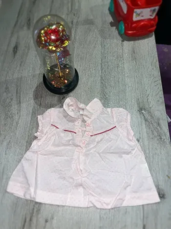 👚 Chemisier rose sans manches 👚