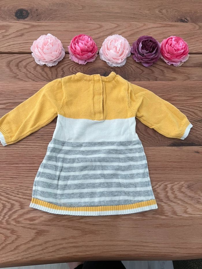Robe 1 mois - photo numéro 3