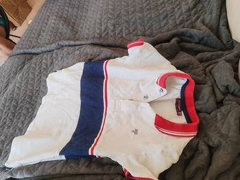 Polo sergent major 7 ans 122 cm.