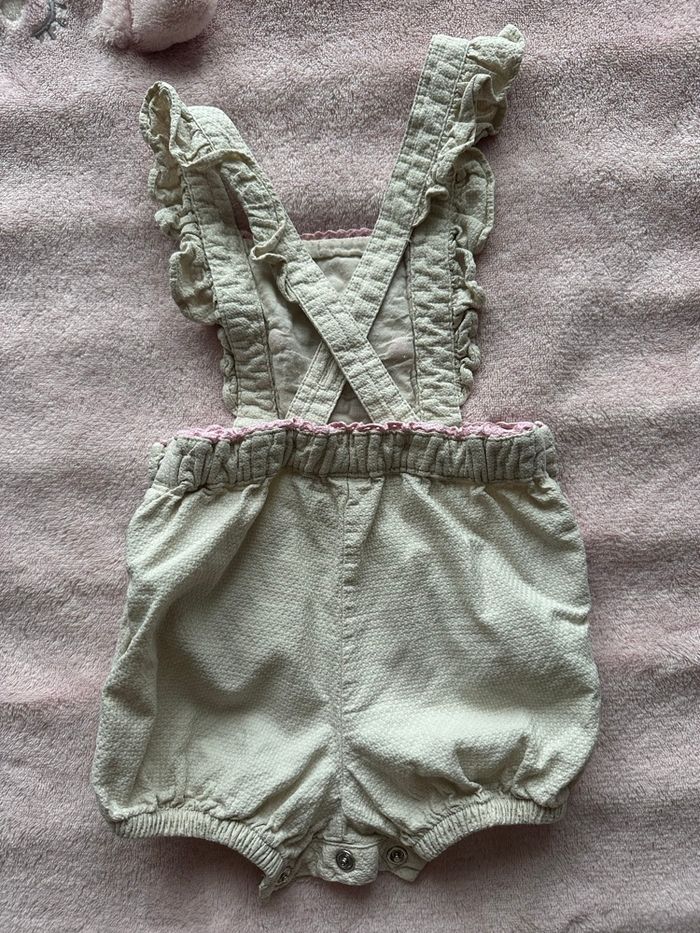 Barboteuse fille 3 mois en très bon état - photo numéro 3