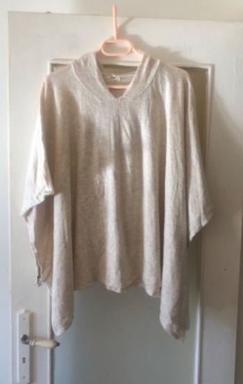 Poncho à capuche