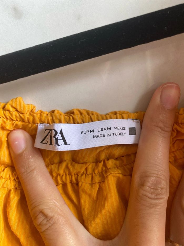 Haut Zara, crop top, avec manche, taille M - photo numéro 2