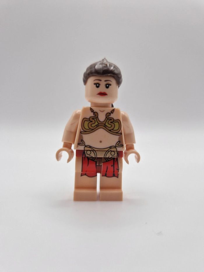 Figurine type lego Princesse Leia star wars