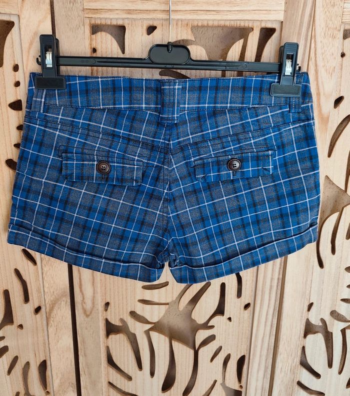Short à carreaux, revers- Taille 34 Bershka - photo numéro 6