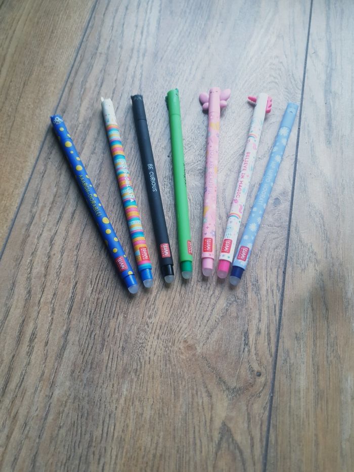 Lot de 7 stylos legami