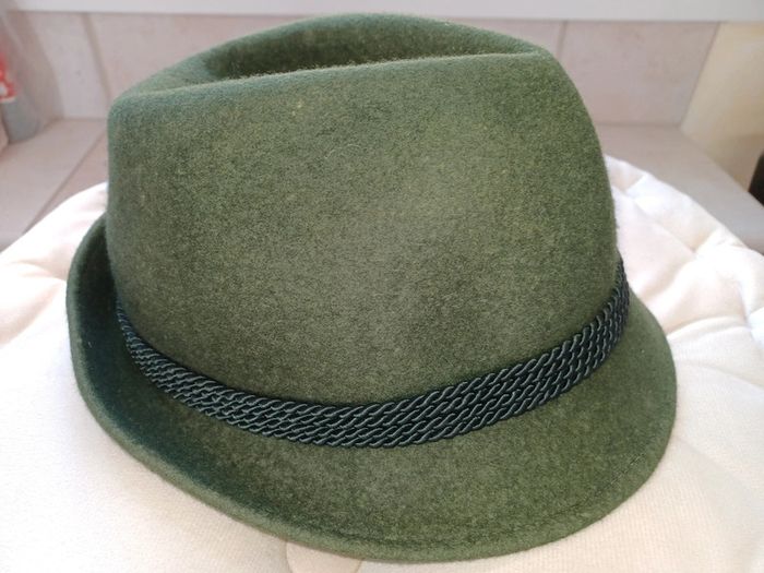 Chapeau de chasse vert foncé type tyrolien - photo numéro 3