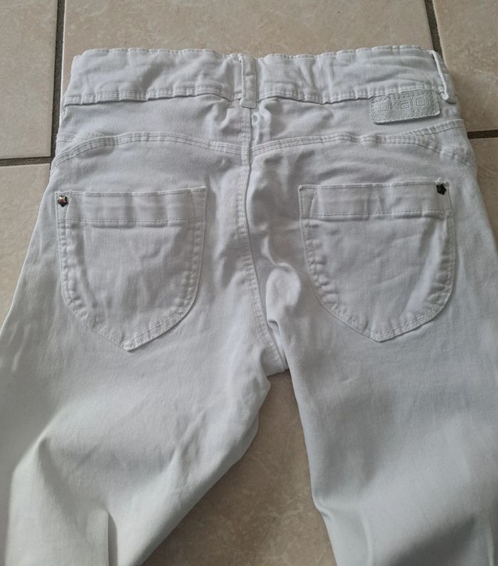 Pantalon blanc taille ajustable slim 10 ans 👧 Okaidi en TBE - photo numéro 4