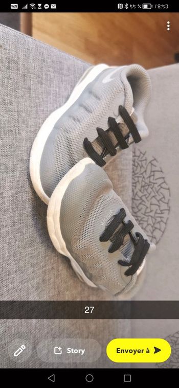 Nike gris taille 27